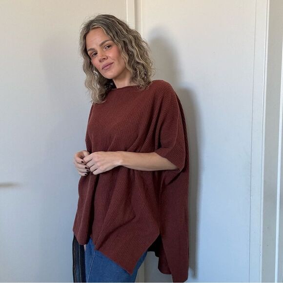 Vince Ribbed Cashmere Blend Poncho in Henna - Picture 4 of 15